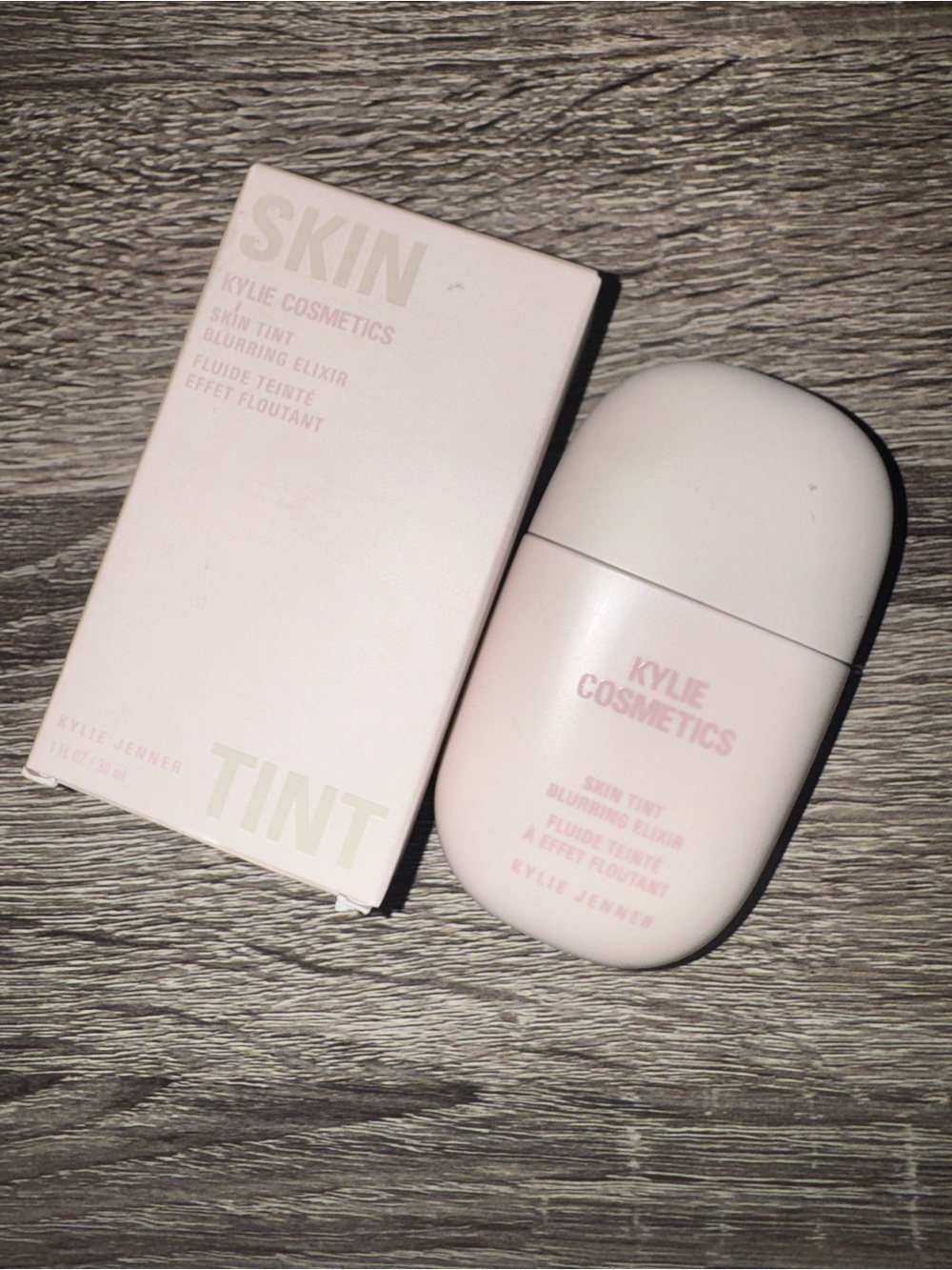 KYLIE COSMETICS SKIN TINT 💕